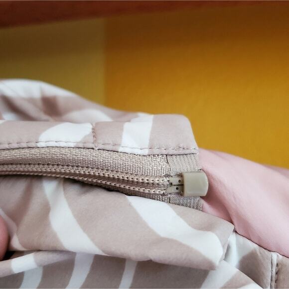 Dennis Basso Zebra Print Pink-Lined Raincoat, Sz M - Picture 10 of 10